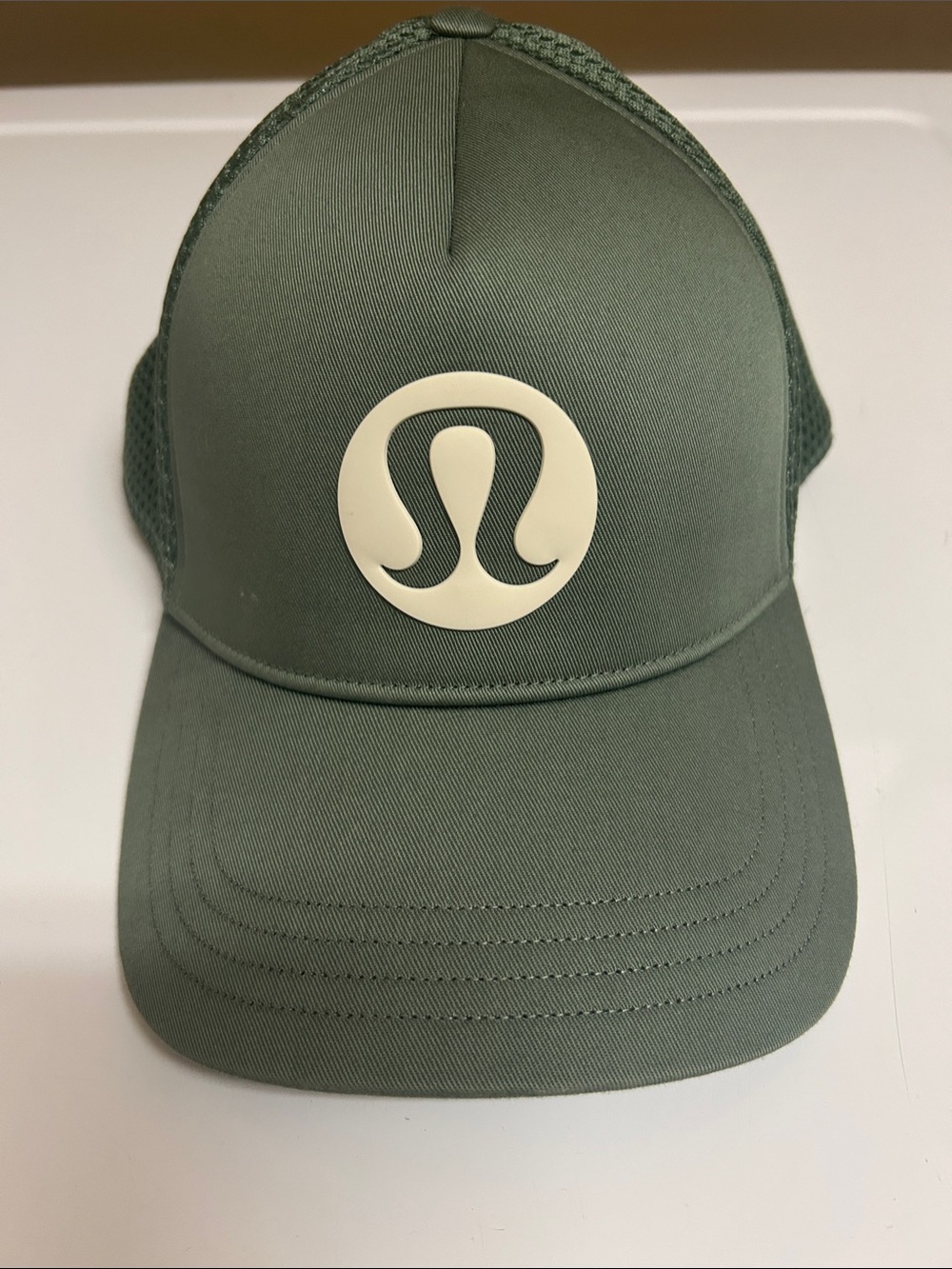 lululemon athletica Olive Green Logo Trucker Hat size L/XL
